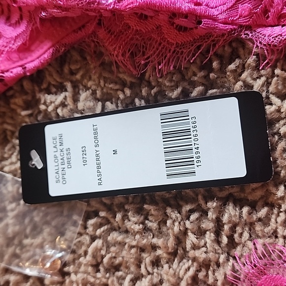 Bebe Scallop Lace Open Back Mini Stretch Dress Hot Pink NWT Medium Long Sleeve - Picture 9 of 11